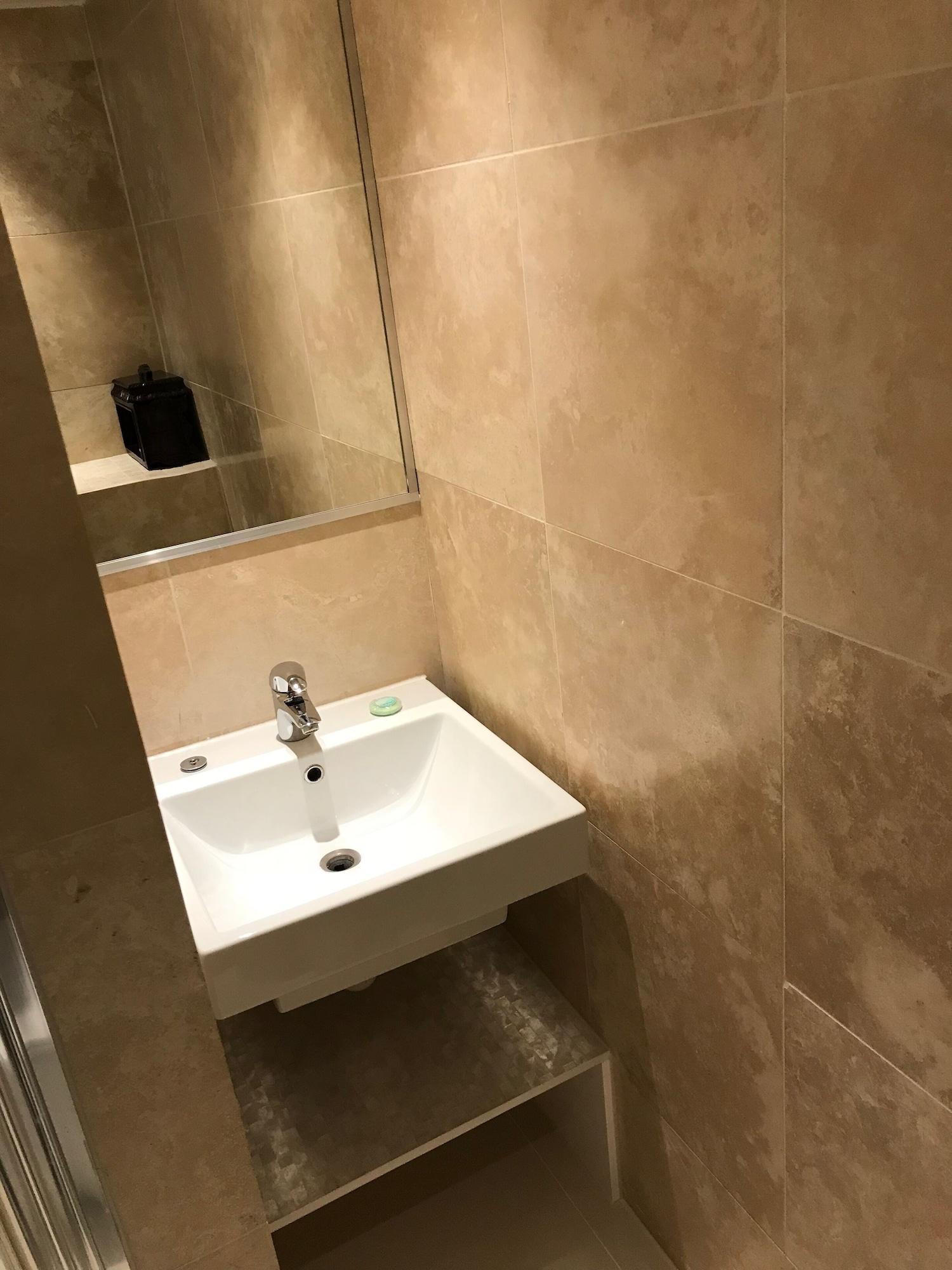 לונדון The Edwin Hotel מראה חיצוני תמונה